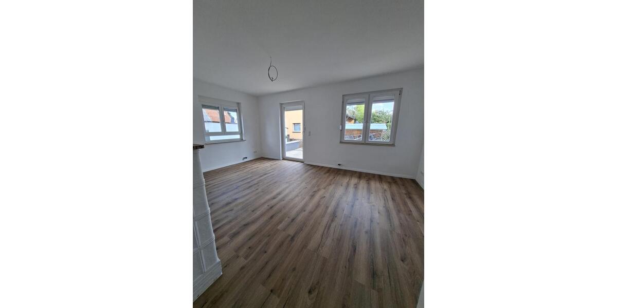 Doppelhaushälfte Nürnberg Gebersdorf - 3 Zimmer, 90 m&sup2;, 1.550&euro; | Angebot:27620947