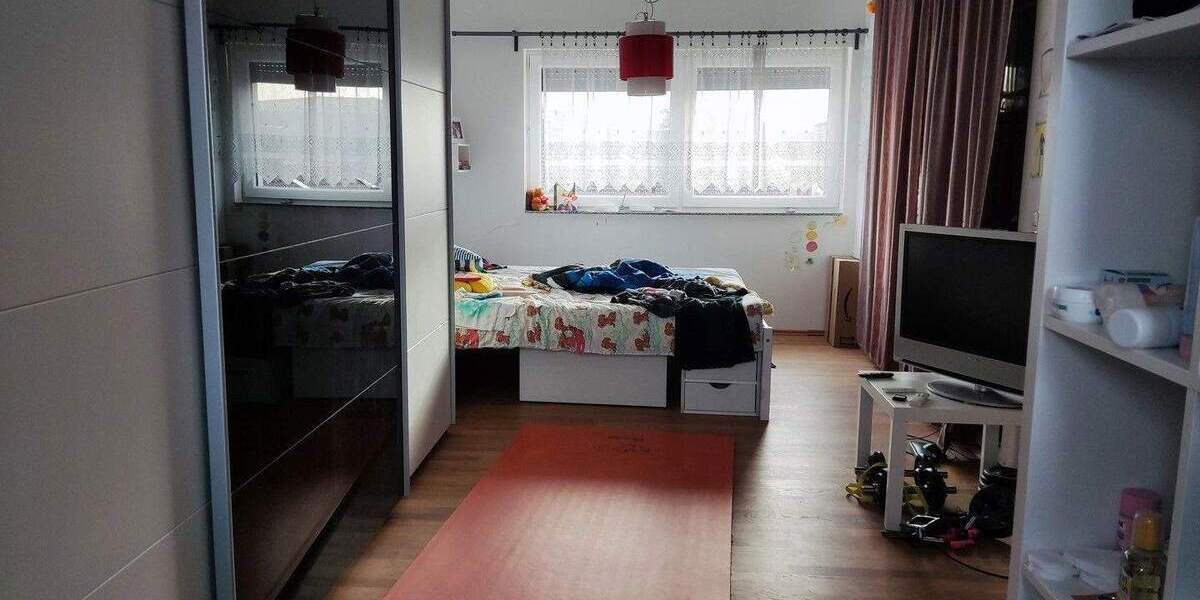 Mehrfamilienhaus, Wohnhaus Zirndorf - 5 Zimmer, 130 m&sup2;, 569.000&euro; | Angebot:25760414