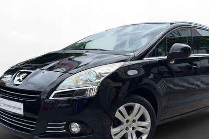 Peugeot 5008 180.000 km 2.500 &euro; Fürth 90763