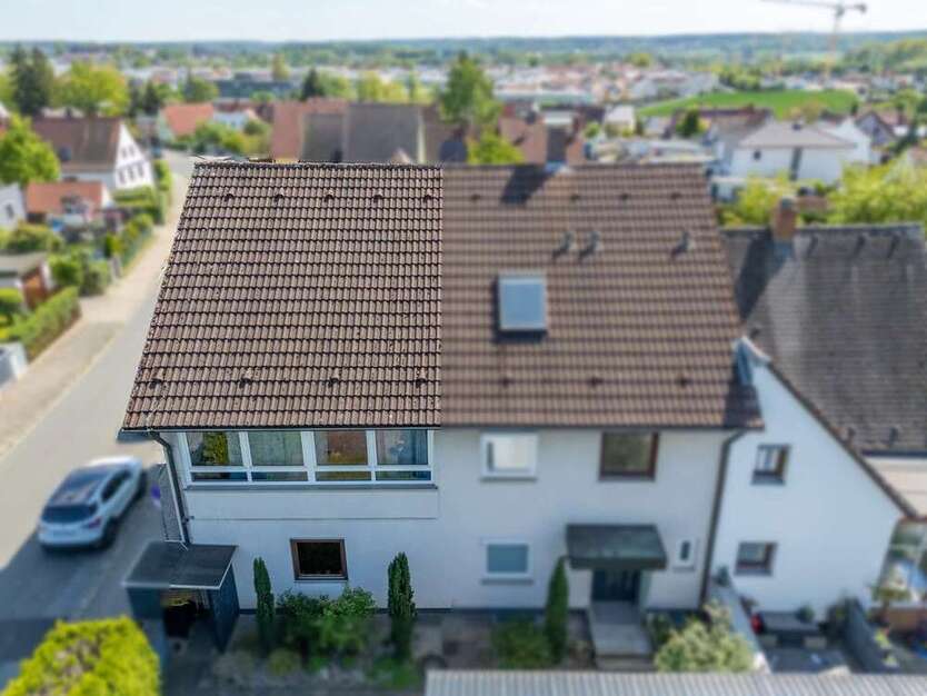 Wohnung zum Kaufen in Zirndorf 349.000 € 139 m²