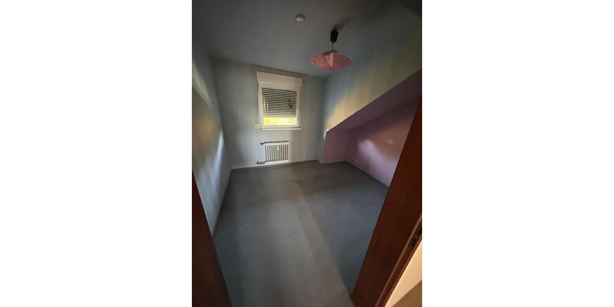 Dachgeschoßwohnung Langenzenn - 4 Zimmer, 94 m&sup2;, 850&euro; | Angebot:24812555