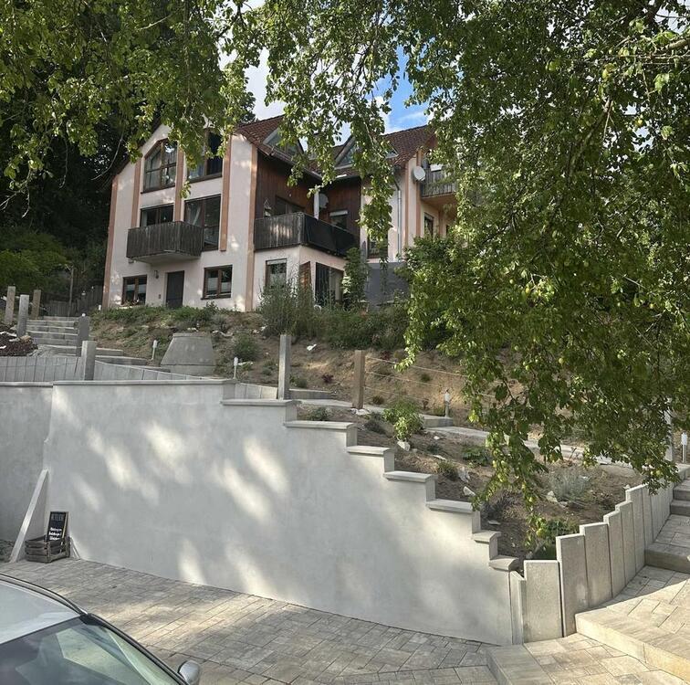 85qm 3Z Woh. m Terrasse,400qm eigene GS,Garage u Stellpl.v.Privat