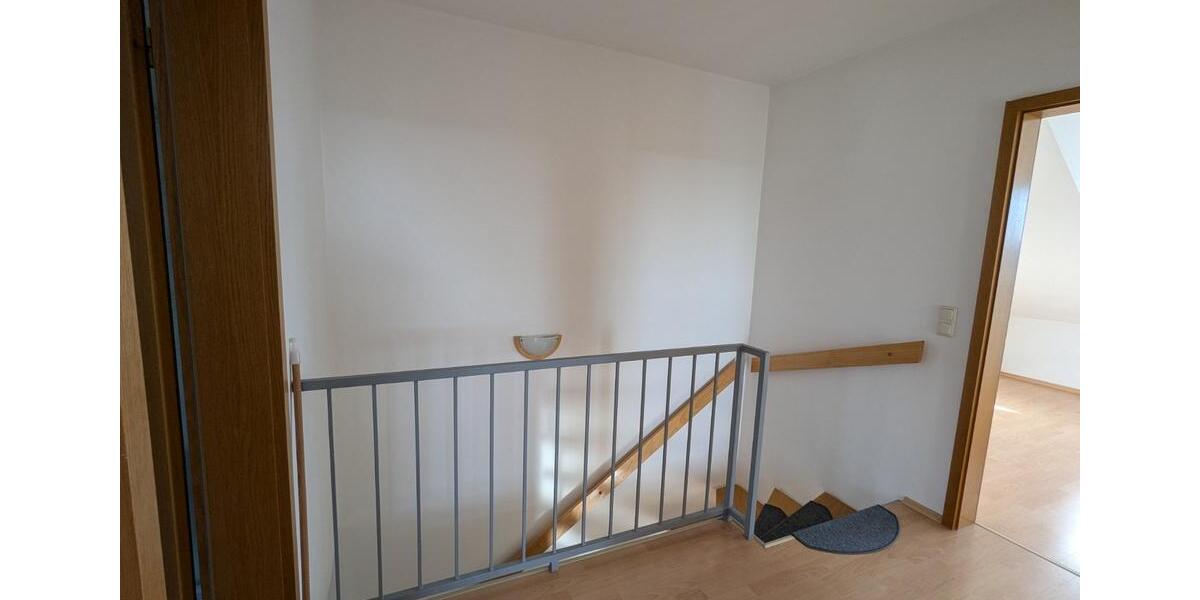 Röttenbach- Perfekt für Familien- attraktive Lage, großer Garten 5 zimmer