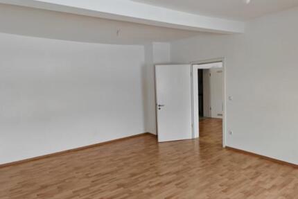 Wohnung Buckenhof - 3 Zimmer, 24 m&sup2;, 500&euro; | Angebot:26266139