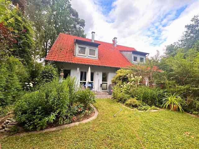 Haus zum Kaufen in Erlangen 760.000 € 119 m² 5 zimmer