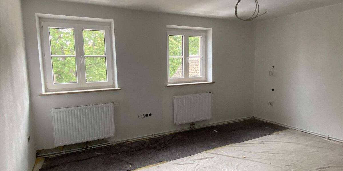 Etagenwohnung Forchheim - 5 Zimmer, 193 m&sup2;, 1.985&euro; | Angebot:26065272