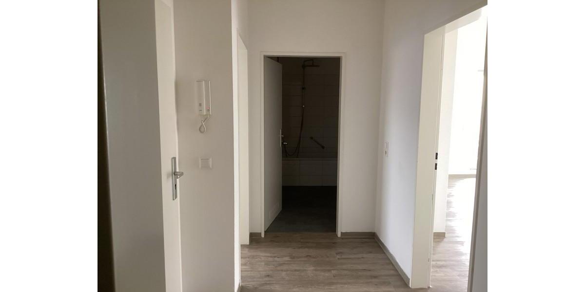 Dachgeschoßwohnung Erlangen Bruck - 2 Zimmer, 71 m&sup2;, 808&euro; | Angebot:25350337
