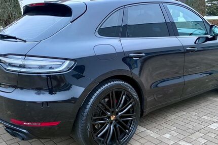Porsche Macan 129.000 km 49.500 &euro; Nürnberg 90475