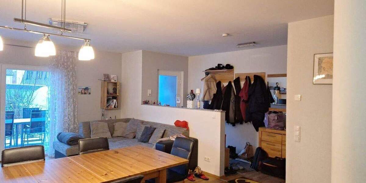 Mehrfamilienhaus, Wohnhaus Zirndorf - 5 Zimmer, 130 m&sup2;, 569.000&euro; | Angebot:25760414