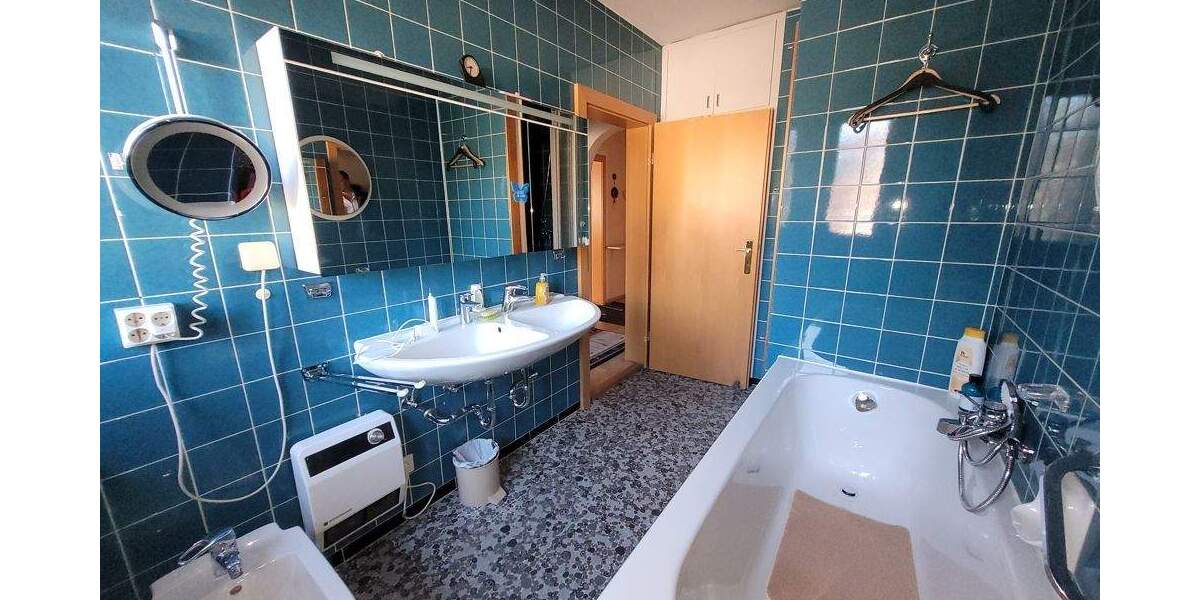 Einfamilienhaus Nürnberg Neukatzwang - 5 Zimmer, 190 m&sup2;, 1.600&euro; | Angebot:25704241
