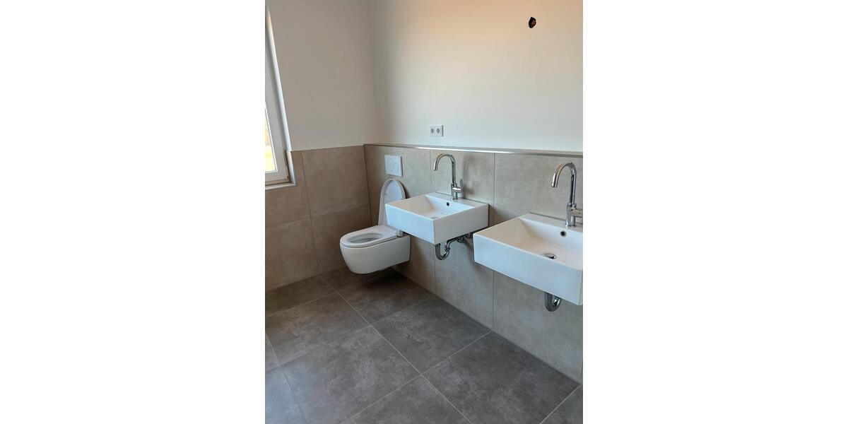 Doppelhaushälfte in Windsbach mit Terrasse und Garten zur Miete 5.5 zimmer