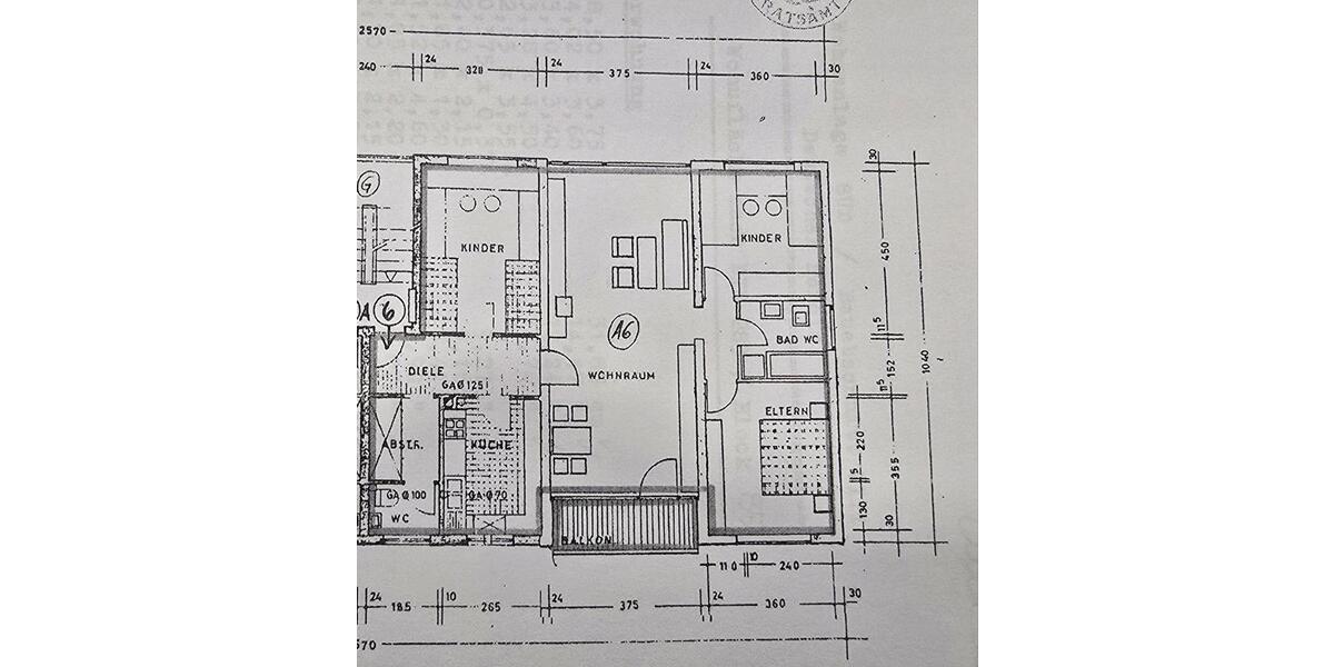 Gut geschnittene und großzügige 4 Zi-Wohnung neben Stein Schloss 4 zimmer