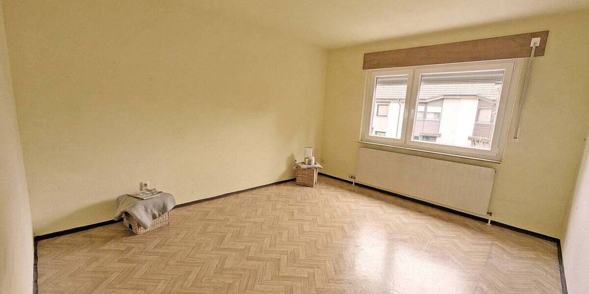 Mehrfamilienhaus, Wohnhaus Nürnberg Langwasser - 7 Zimmer, 166 m&sup2;, 549.000&euro; | Angebot:26242982