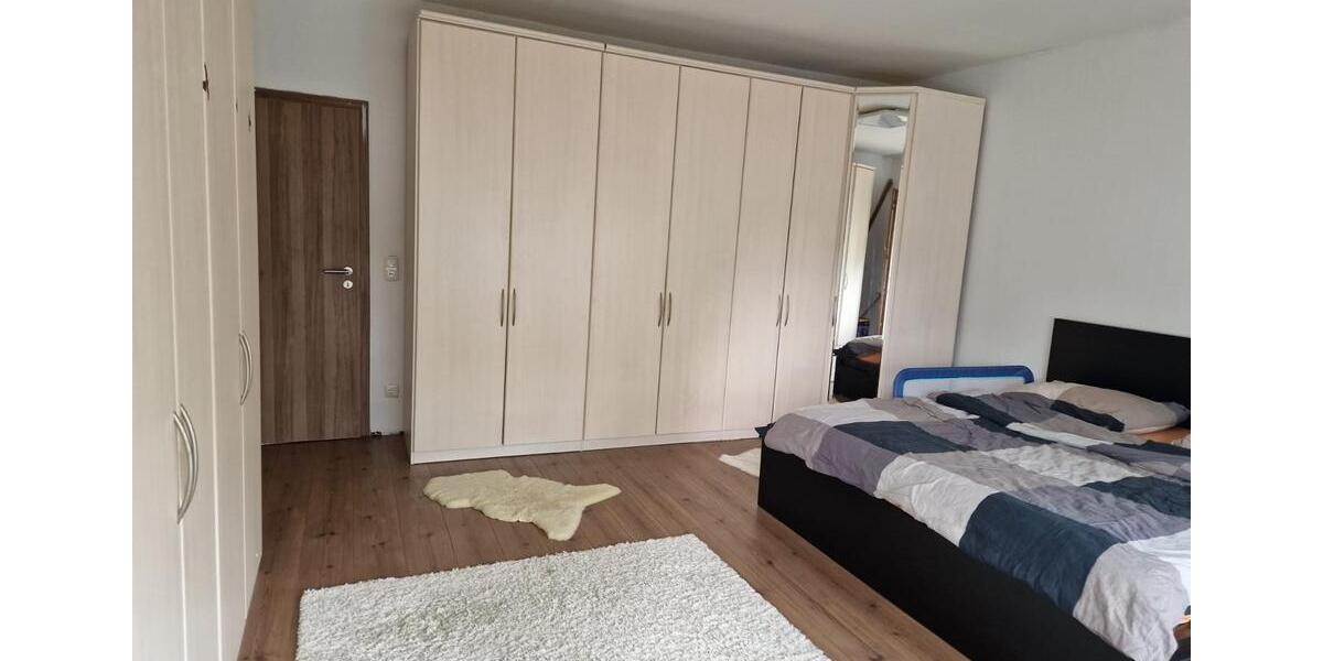 Etagenwohnung Schwarzenbruck - 4.5 Zimmer, 125 m&sup2;, 1.285&euro; | Angebot:25397692