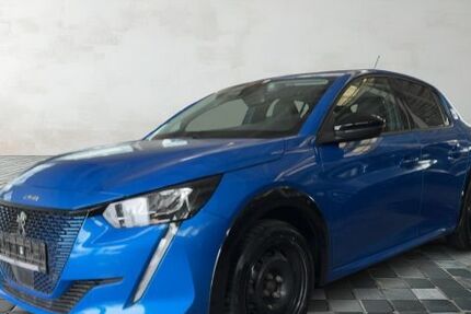 Peugeot 208 32.500 km 18.990 &euro; Nürnberg OT Schweinau 90439