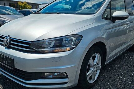 VW Touran 155.392 km 9.999 &euro; Schwaig 90571