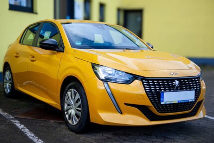 Peugeot 208 67.000 km 9.990 &euro; Nürnberg 90439