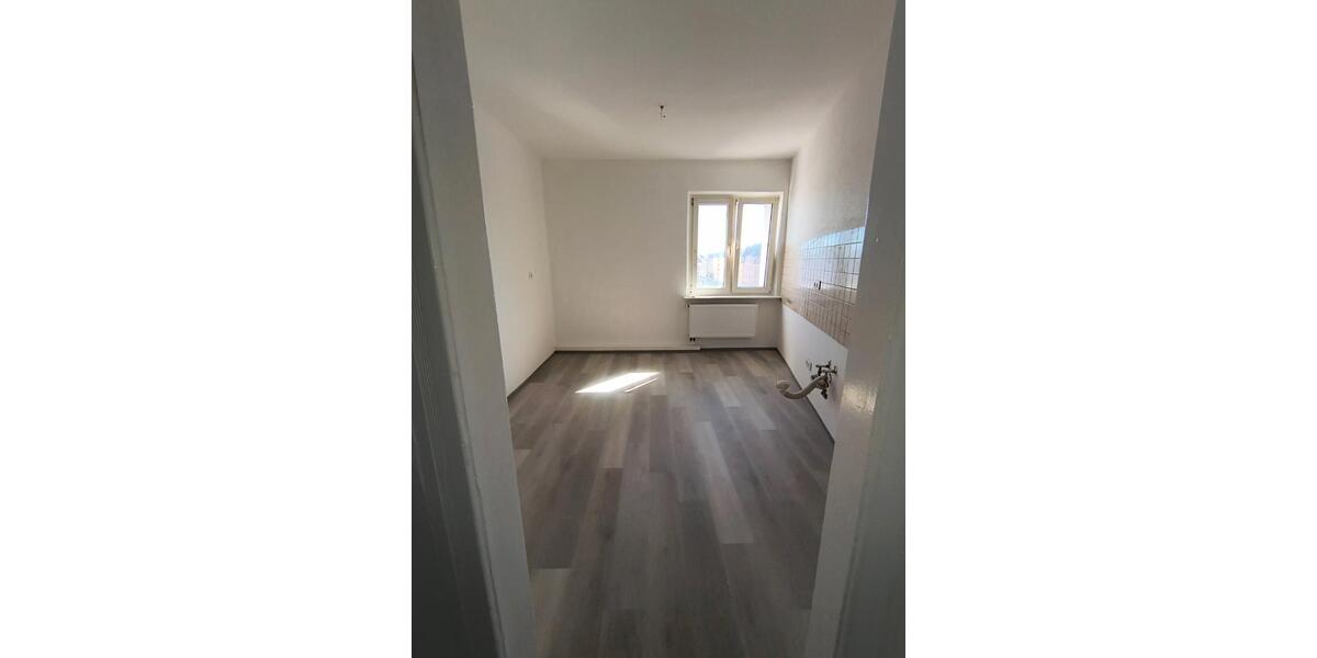 Dachgeschoßwohnung Nürnberg Gaismannshof - 3 Zimmer, 82 m&sup2;, 840&euro; | Angebot:27567210