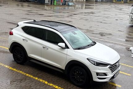 Hyundai TUCSON 85.000 km 16.950 &euro; Nürnberg 90443