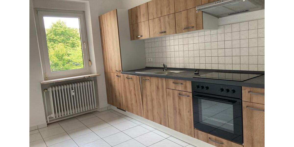 2,5 Zi-Whg ohne Balkon incl EBK Stadtgrenze NbgFürth 2 zimmer