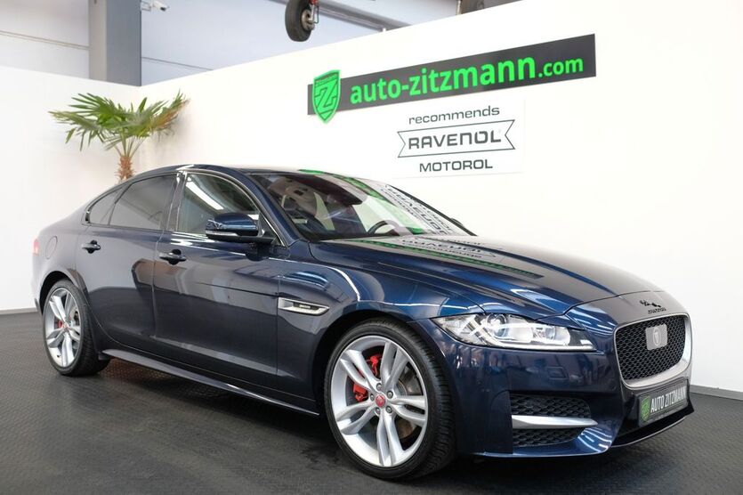 Jaguar XF 214.990 km 13.890 € Nürnberg 90439