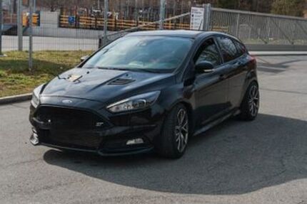 Ford Focus 85.000 km 13.800 &euro; Feucht 90537
