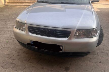 Audi A3 215.176 km 800 &euro; Langenzenn 90579