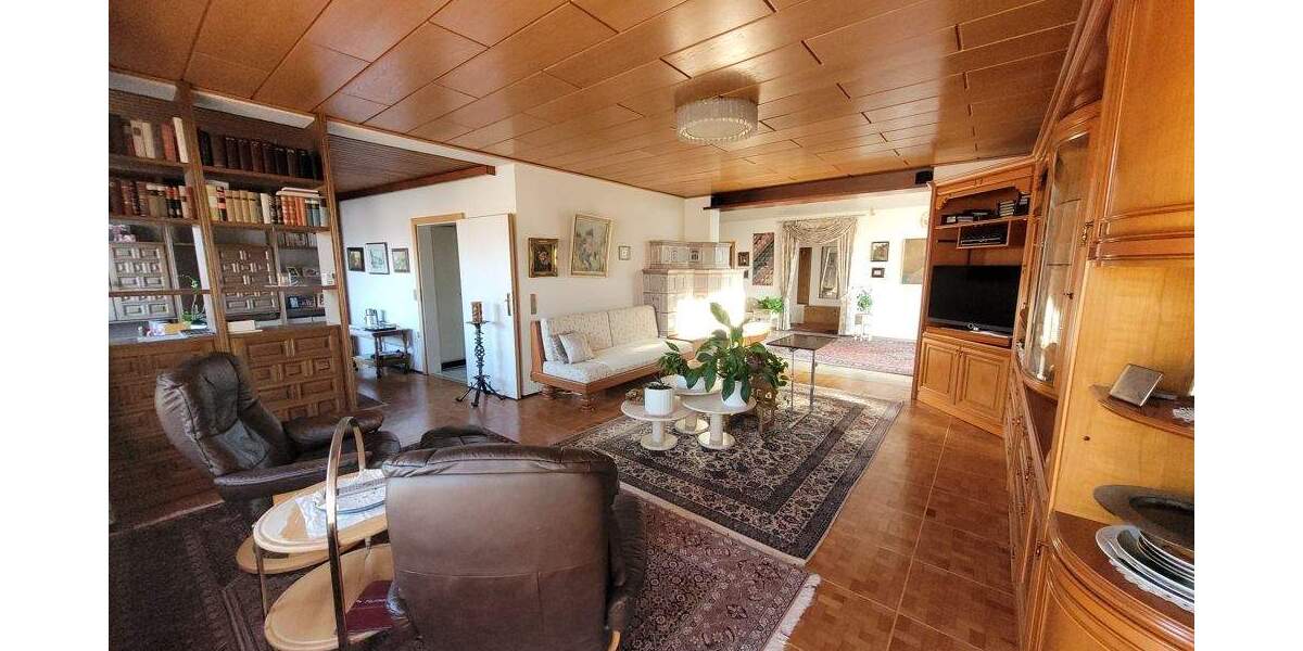 Einfamilienhaus Nürnberg Neukatzwang - 5 Zimmer, 190 m&sup2;, 1.900&euro; | Angebot:24678180