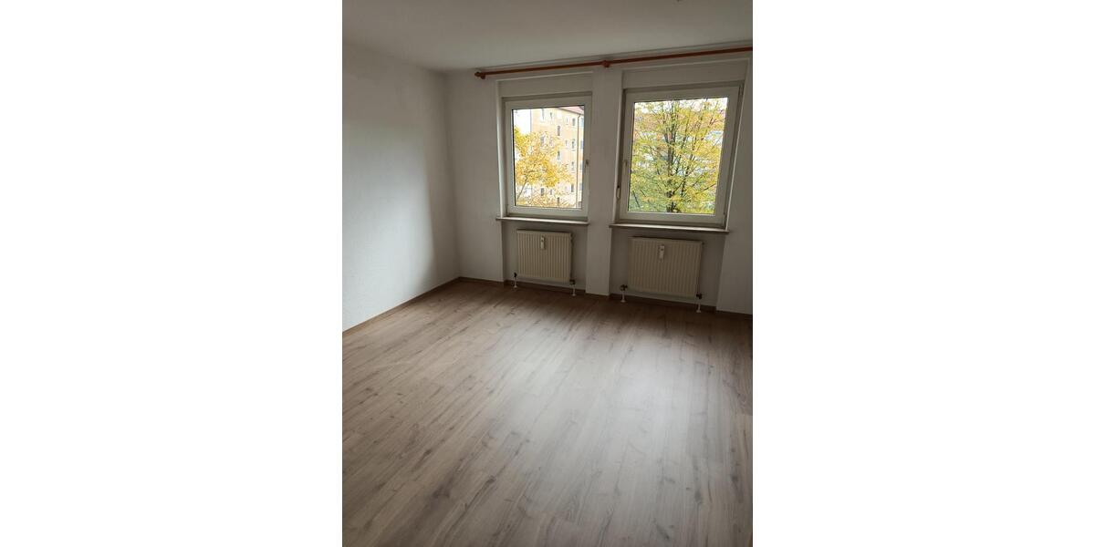 Moderne, anspruchsvolle, 3-Zimmer , 2.OG., fußläufig zur City 3 zimmer