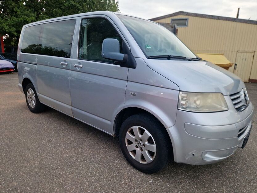 VW T5 Transporter 299.500 km 4.390 € Wendelstein 90530