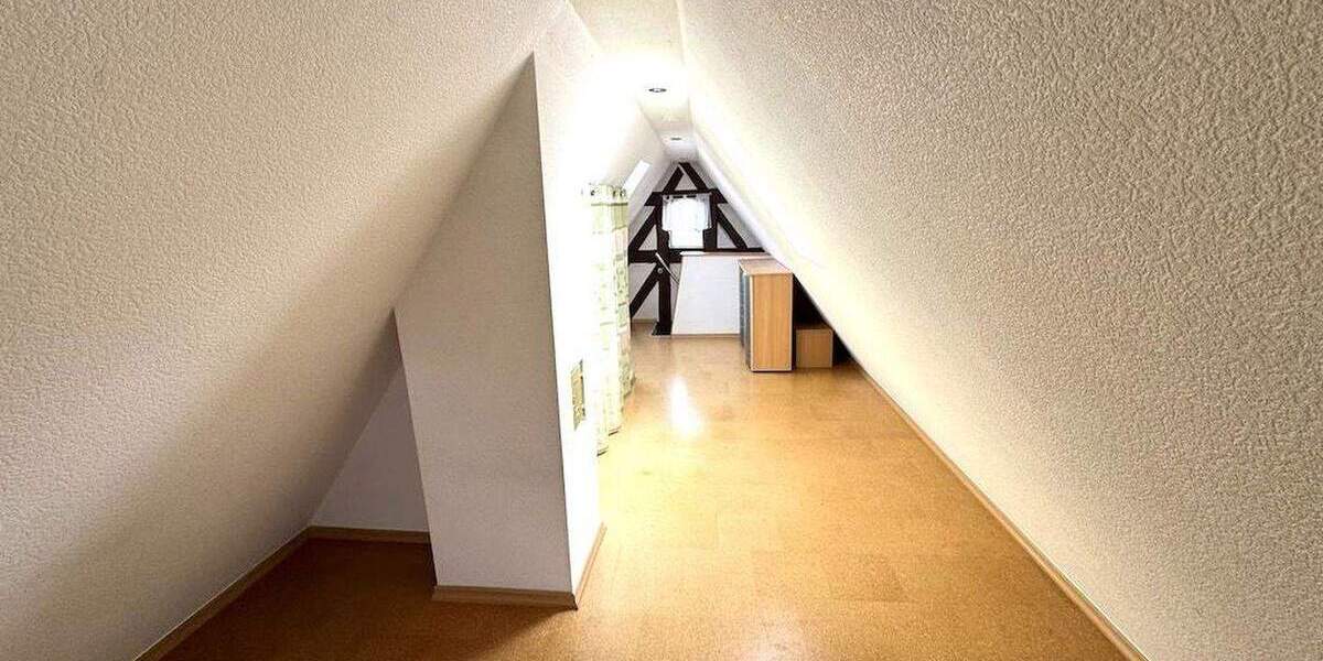 Doppelhaushälfte Lauf Heuchling - 8 Zimmer, 180 m&sup2;, 385.000&euro; | Angebot:25713719