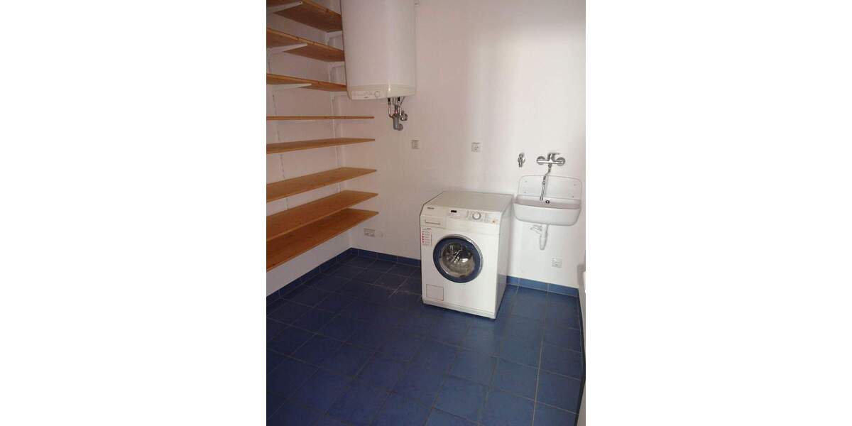 Etagenwohnung Baiersdorf - 3 Zimmer, 96 m&sup2;, 890&euro; | Angebot:23193097