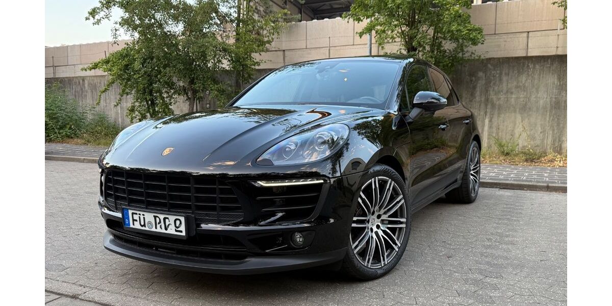 Porsche Macan 129.300 km 34.100 &euro; Oberasbach 90522