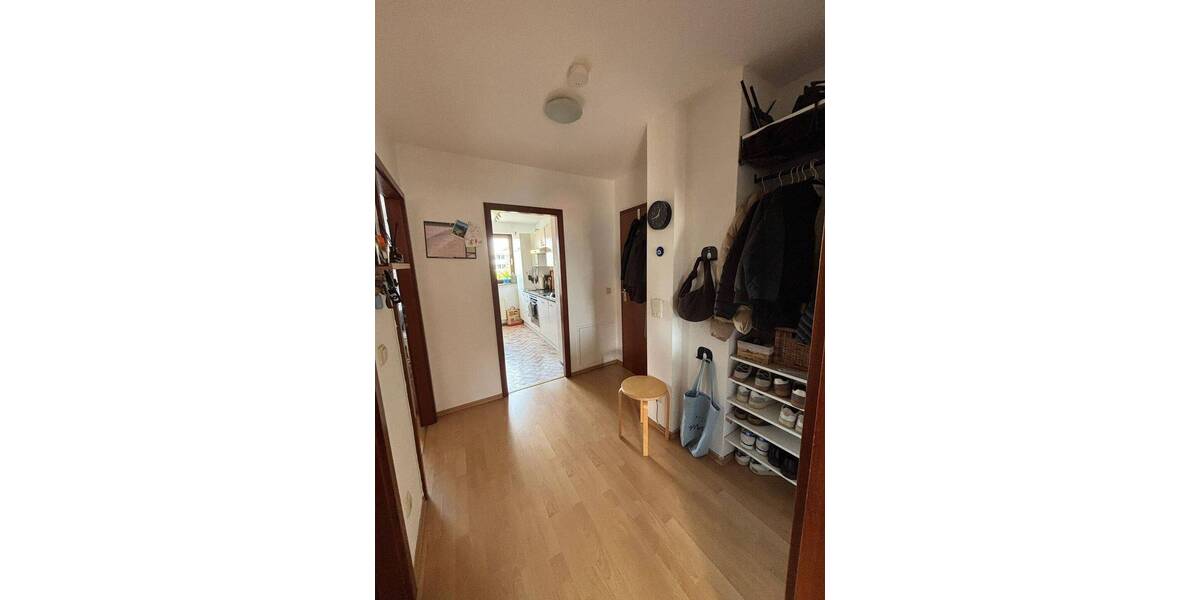 Hübsche 2-Zi.-Wohnung mit Küchenzeile, Südbalkon, TG-Stpl. in Erlangen-Ost, Nähe Berufsschule 2 zimmer