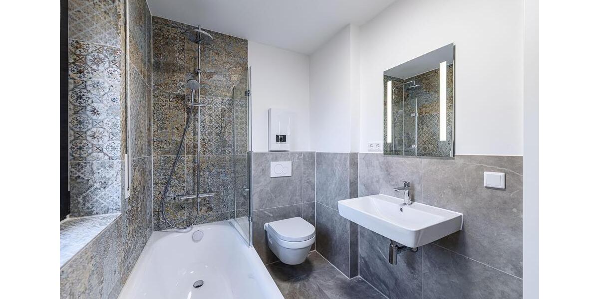 Wunderschön & neu saniert! 1 zimmer