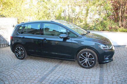 VW Golf Sportsvan 58.000 km 14.700 &euro; Erlangen 91054