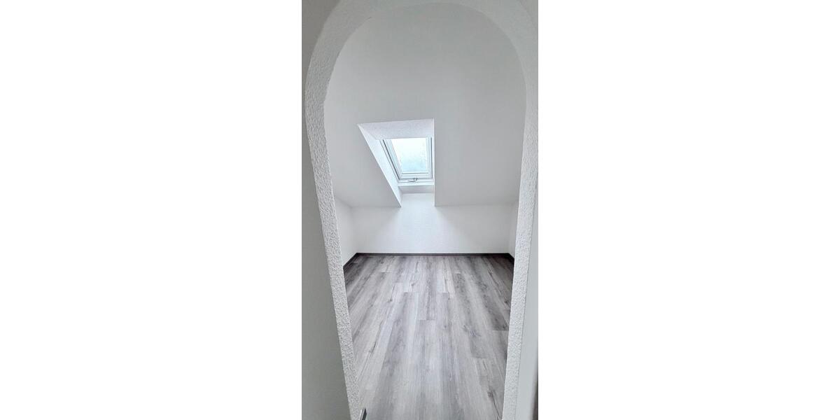Exklusive 2-Zimmer-Dachgeschosswohnung 2 zimmer
