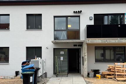 Helle 5 Zimmer Wohnung auf zwei Etagen mit Terrasse und Garten 5 zimmer