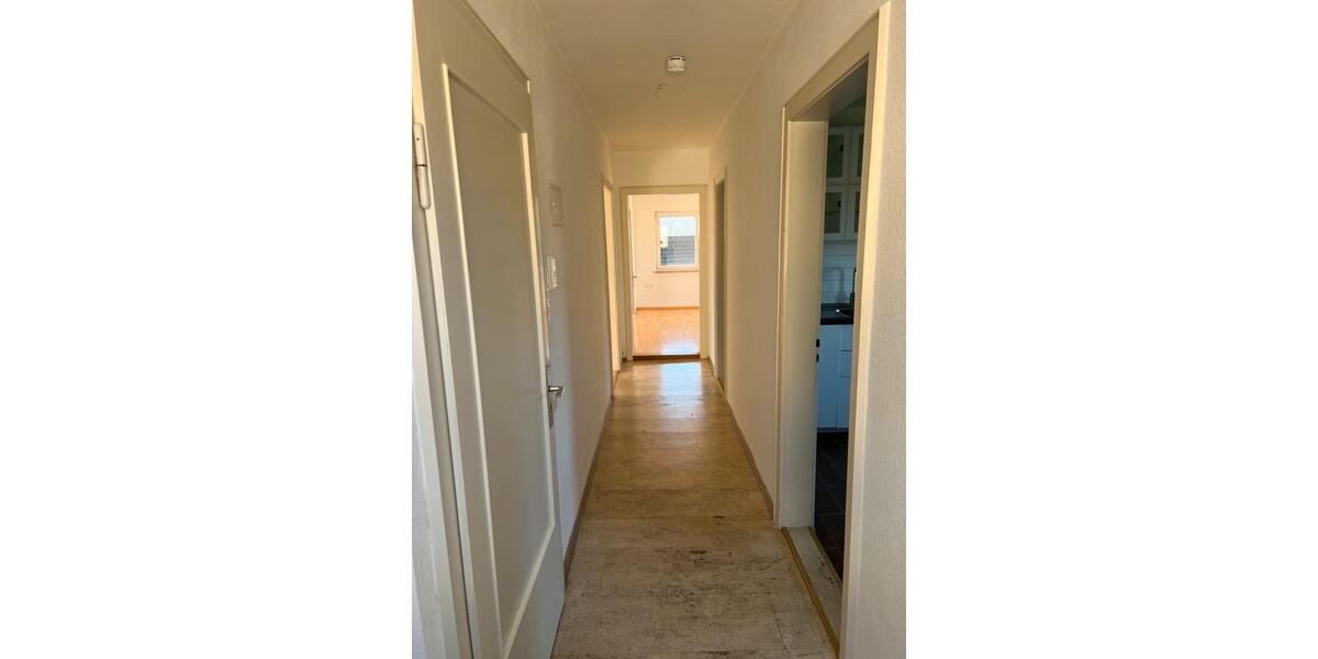 Etagenwohnung Roth - 1 Zimmer, 74 m&sup2;, 750&euro; | Angebot:27616405