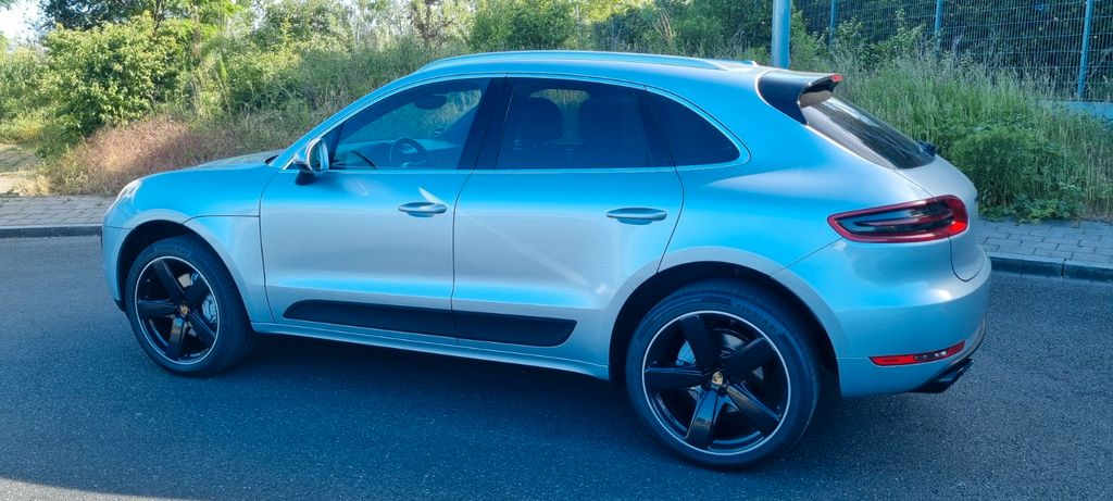 Porsche Macan 135.000 km 31.900 &euro; Nürnberg 90431