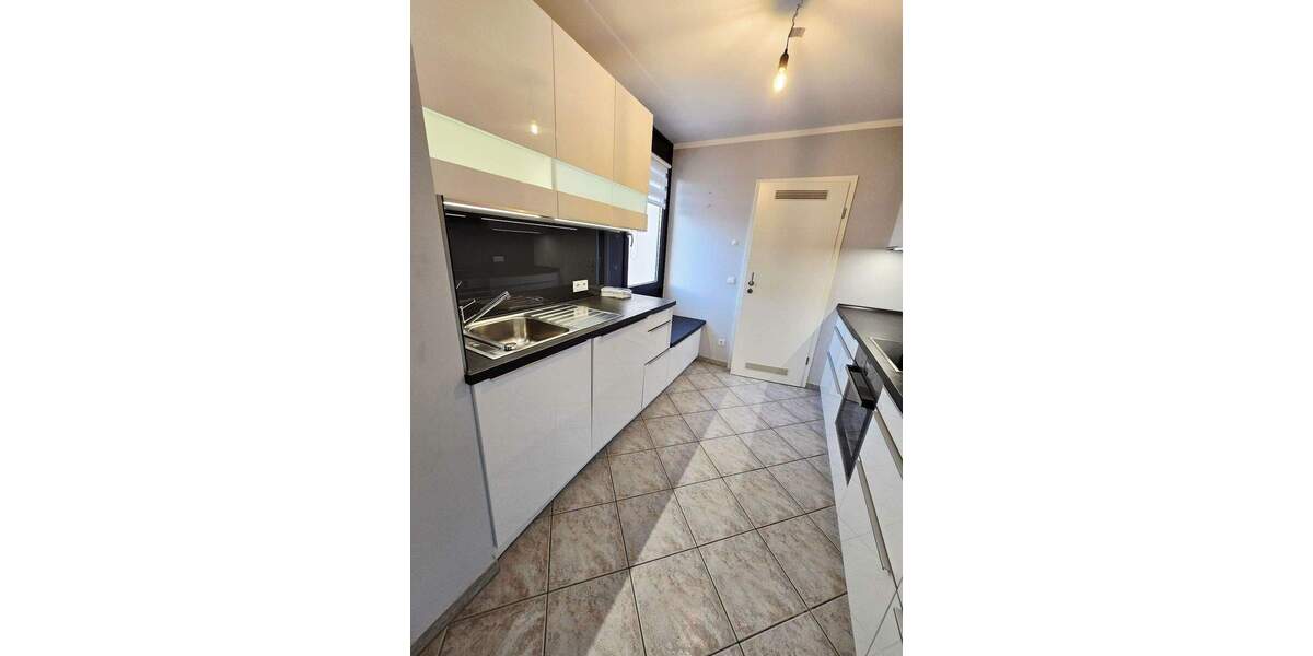 Etagenwohnung Nürnberg Röthenbach b Schweinau - 3 Zimmer, 80 m&sup2;, 1.140&euro; | Angebot:25601082