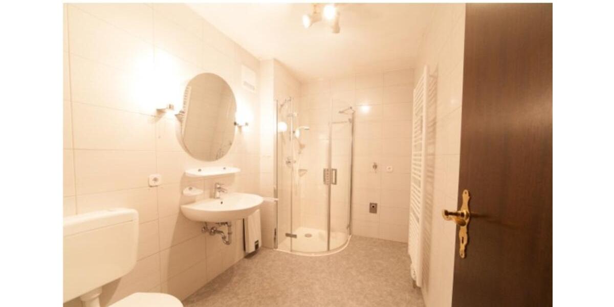 Erdgeschoßwohnung Nürnberg Schnepfenreuth - 2.5 Zimmer, 70 m&sup2;, 900&euro; | Angebot:25397704