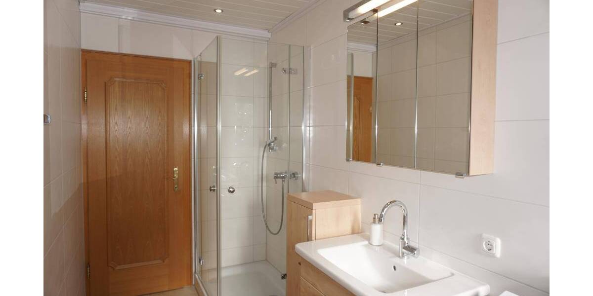 Etagenwohnung Nürnberg St Johannis - 3 Zimmer, 70 m&sup2;, 249.000&euro; | Angebot:26261199