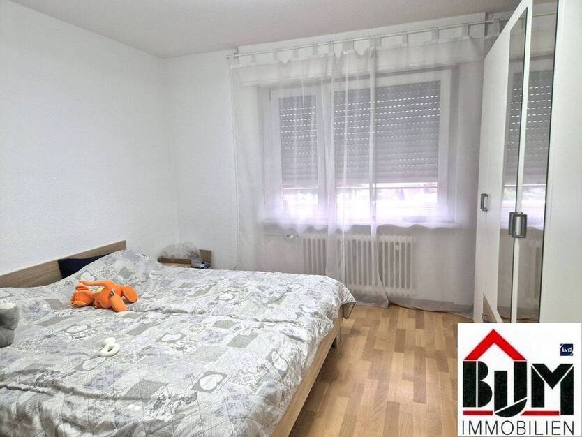 * 2 Zimmer - hell - Süd-Balkon - Küche möglich - gepflegt*