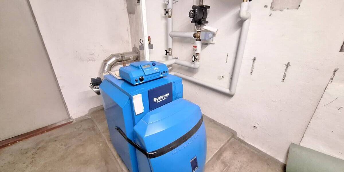 Renovierte 3-Zimmer Wohnung im Hochparterre mit Balkon und Einzelgarage 3 zimmer