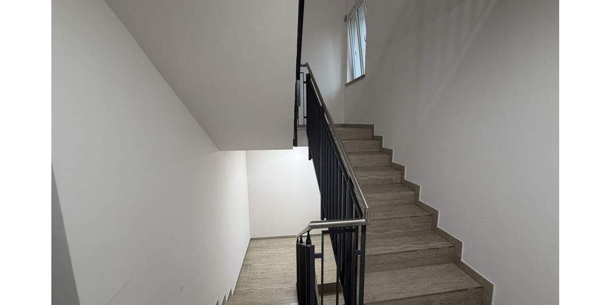 Etagenwohnung Schwabach - 3 Zimmer, 95 m&sup2;, 1.250&euro; | Angebot:24532361