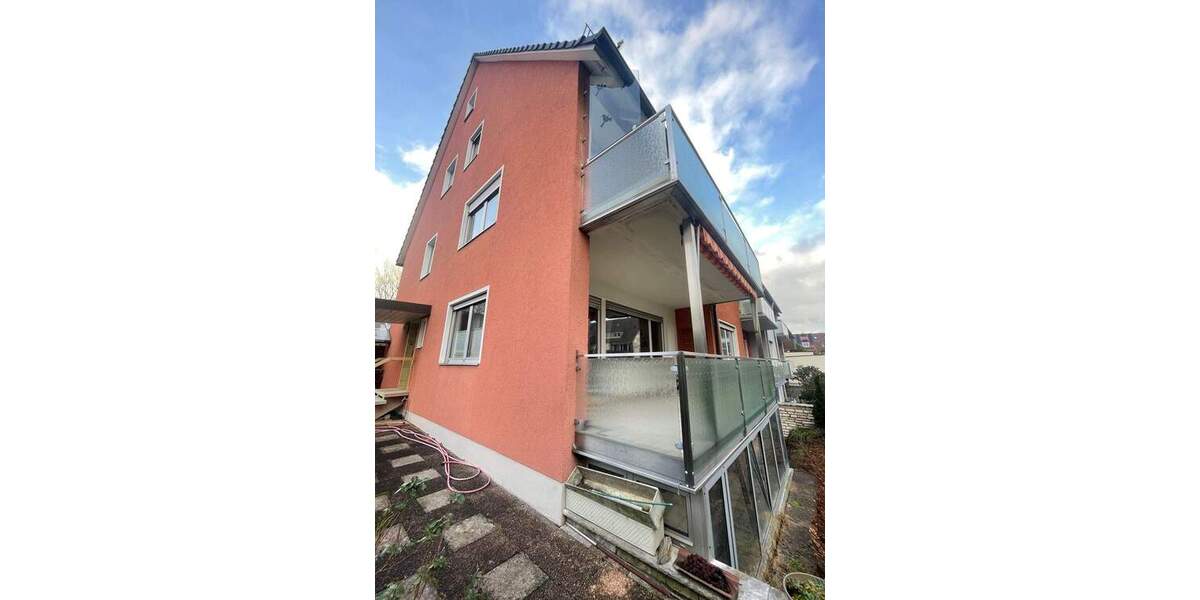 Geräumiges Familienhaus mit Balkonen und Terrasse in Nürnberg, Großreuth h d Veste 9 zimmer
