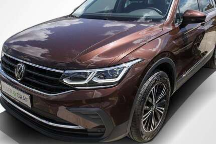 VW Tiguan 54.400 km 30.940 € Baiersdorf 91083