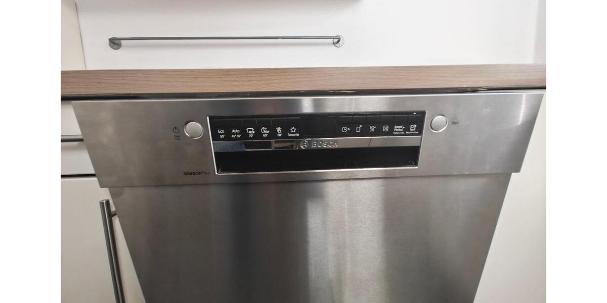 Nürnberg West - helle, freundliche 2-Zimmer Wohnung mit Aufzug und Balkon in Top-Lage 2 zimmer