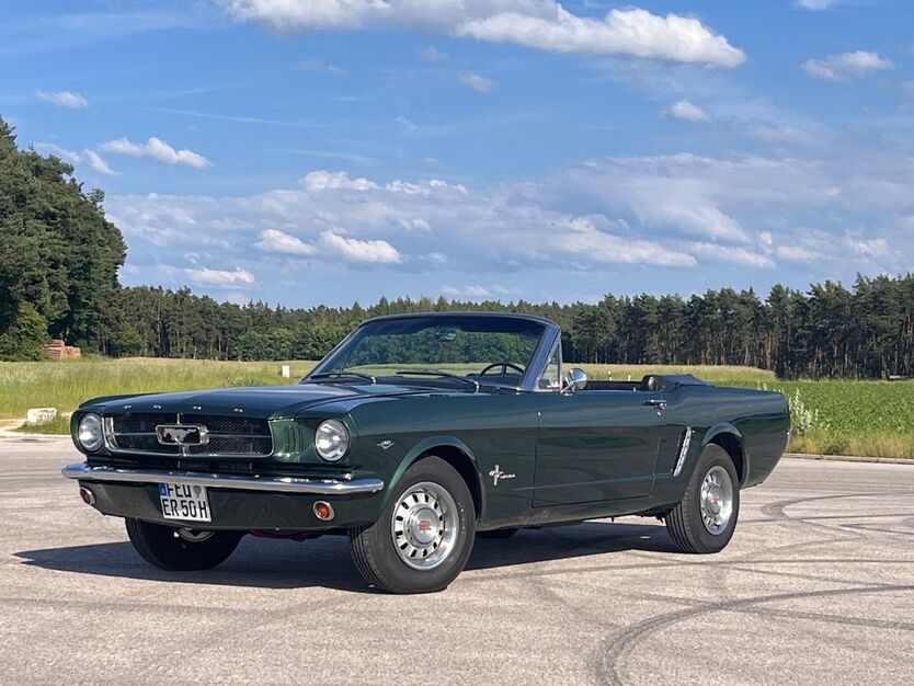 Ford Mustang 3.500 km 54.321 € Windsbach 91575